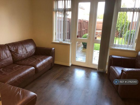 2 bedroom terraced house to rent - Photo 1