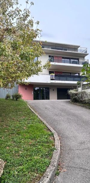 Appartement à louer 5 pièces 116.5m² - Photo 1