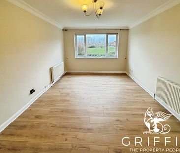Gridiron Place, Upminster, RM14 - Photo 1