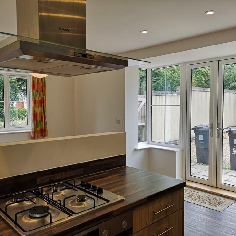 3 bedroom house share to rent - Photo 1