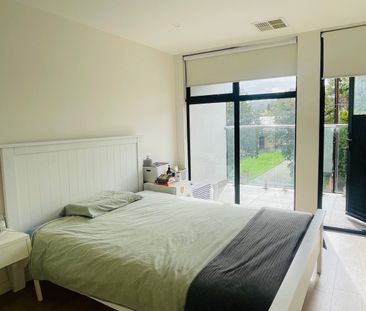 Magill - Photo 3
