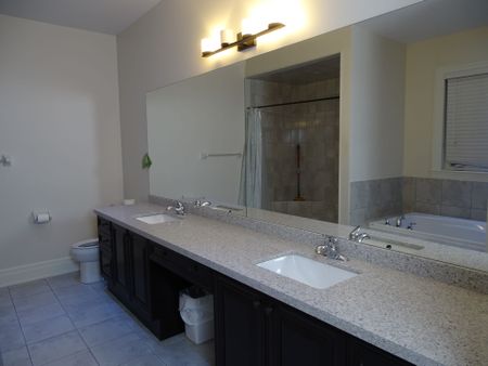 For Lease - 24 Lloyd Sanderson Drive Unit# Upper, Brampton, Ontario - Photo 5