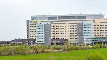 For Lease - 3071 Travertine Drive, Oakville, Ontario - Photo 3