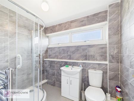 3 bedroom terraced house to rent - Photo 3