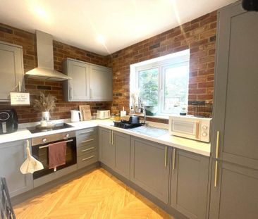 1 bedroom flat to rent - Photo 4