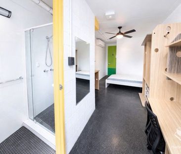 Furnished Single Bedroom - Photo 1