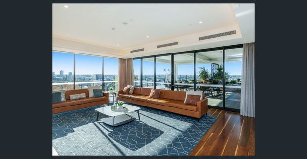 Absolutely Amazing : Lifestyle Location & Luxurious Living ! - Photo 1