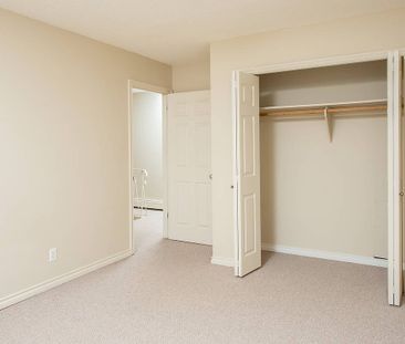 Pioneer Apartments - Photo 3