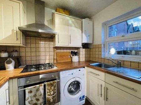 Elm Road, Redhill, RH1 - Photo 3