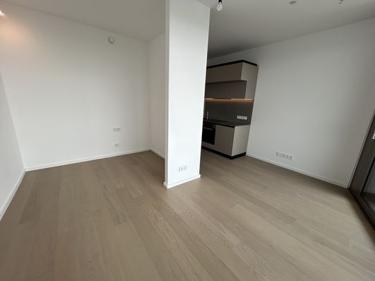 Atemberaubender Weitblick auf die Donau! 44.Stock! Erstbezug! - Photo 1