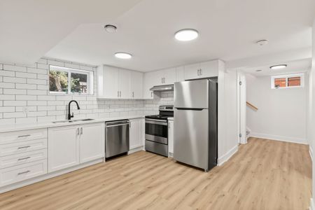 For Lease - 745 Glengrove Street, Oshawa, Ontario - Photo 4