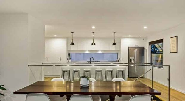 Modern luxury living - 4 Bedroom Home in Snells Beach - Photo 1