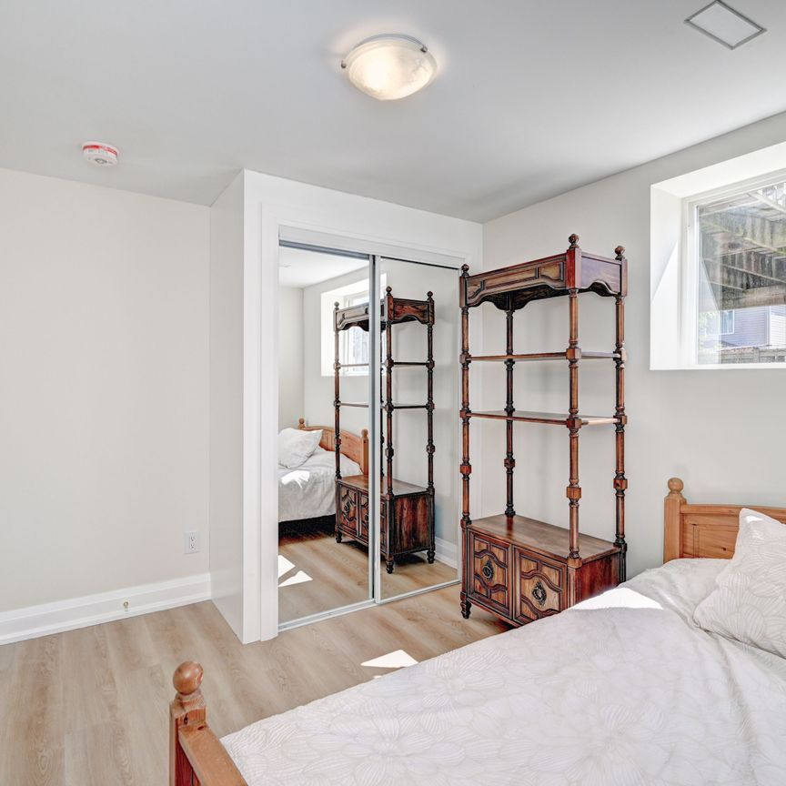 For Lease - 7 Henhoeffer Crescent, Kitchener, Ontario - Photo 1