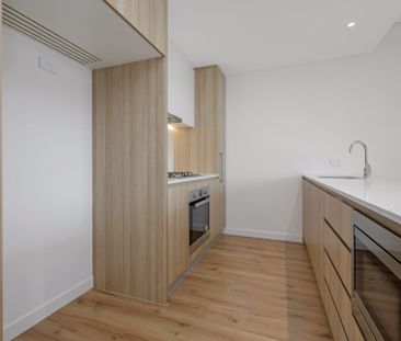 Modern affordable 1 bedroom unit 25% below market rent - Photo 1