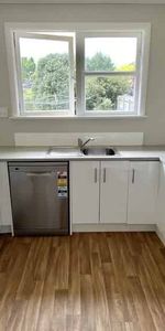 Immaculate 3-Bedroom Home – North East - Photo 3