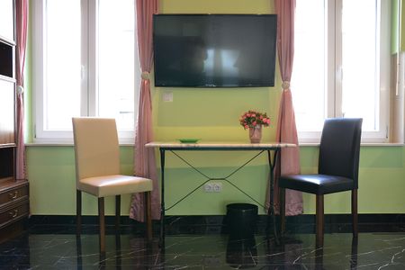 Colorful Living - Apartment Nähe Uni-Campus - Photo 2