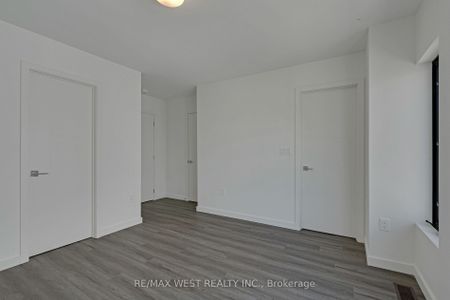 For Lease - 10 Rainwater Lane, Barrie, Ontario - Photo 3