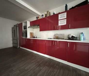 Apartment - Photo 4