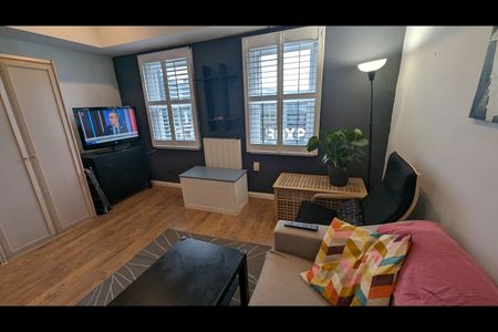 Studio Flat, Camden High Street, NW1 - Photo 5