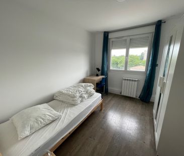 Location Appartement 4 pièces 64m² PESSAC 33600 - Photo 4
