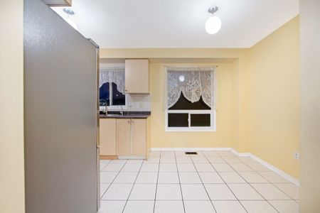 For Lease - 30A Beachell Street, Toronto, Ontario - Photo 4