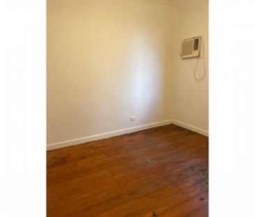 Quaint cottage nestled in Bushland - Photo 1