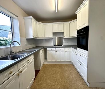 Lypiatt Road, Corsham, SN13 - Photo 6
