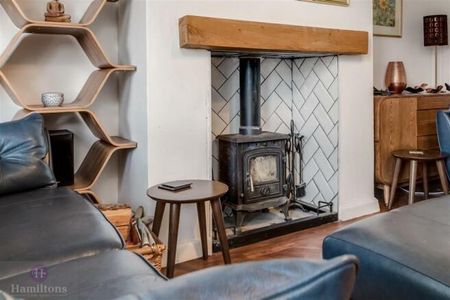 2 bedroom house to rent Melrose Avenue, WN7 - Photo 3