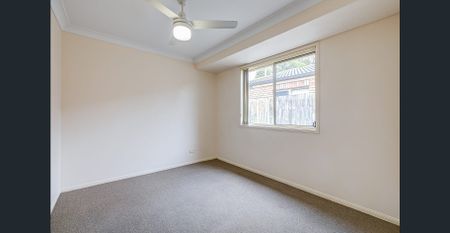 Cozy Family Home - Photo 4