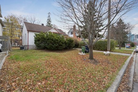 For Lease - 211 Maplehurst Avenue, Toronto, Ontario - Photo 2