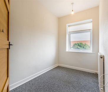 3 bedroom - Photo 4