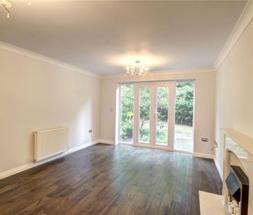 5 bedroom detached house to rent - Photo 2