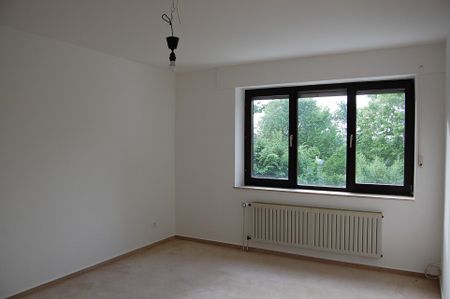 Großzügiges, gepflegtes Reihenhaus in schöner Lage - Foto 2