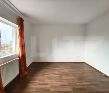 Casa 110 mp utili, curte proprie fata/spate, 2 niveluri, Car - Photo 1