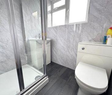 2 bedroom maisonette to rent - Photo 3