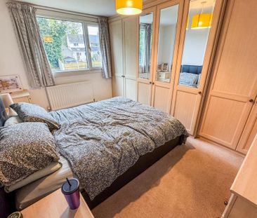 4 bedroom semi-detached house to rent - Photo 6