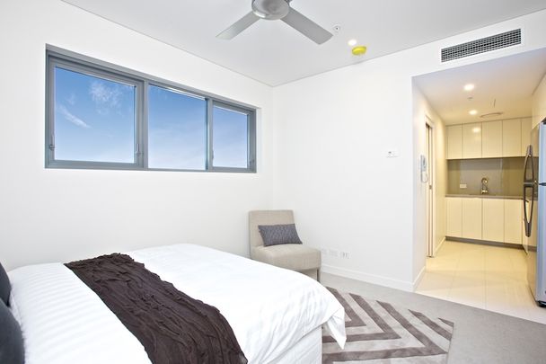 STUDIO APARTMENT - Photo 1