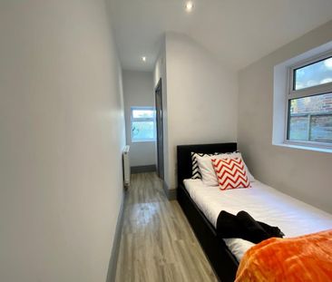 Room in a Shared House, Cambridge Street, LU1 - Photo 4