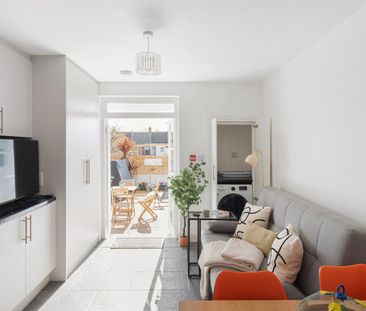 2 Bed Semi-Detached House, Mortimer Road, NW10 - Photo 6