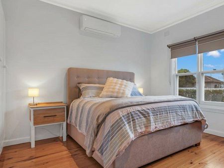 COUNTRY CHARM WITH A MODERN TOUCH - Photo 4