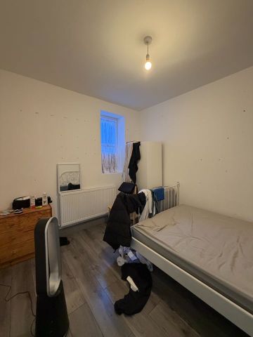 Room in a Shared House, Erskine Road, E17 - Photo 4