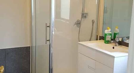 Charming 3BR New Lynn Retreat! - Photo 5