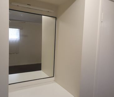 Upper Mount Gravatt - Photo 2