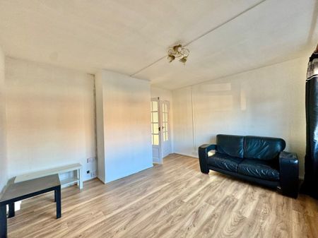 4 bed Semi-Detached House for Rent - Photo 3