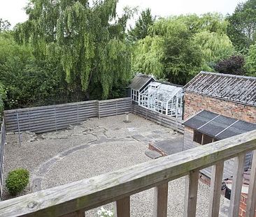 15 Millfield Lane - Photo 1