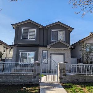 New 2-bed/1-bath bsmt suite in East Van for Rent - Photo 2