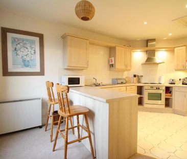 2 bedroom flat to rent - Photo 4