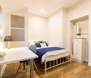 3 bedroom apartment to rent - Photo 6