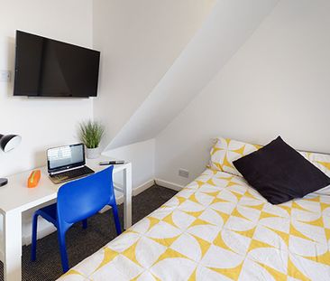Flat 1, 1 Nicander Road, Wavertree - Photo 2