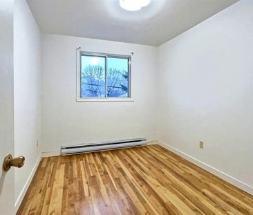 6497 Av. Azilda - Photo 4